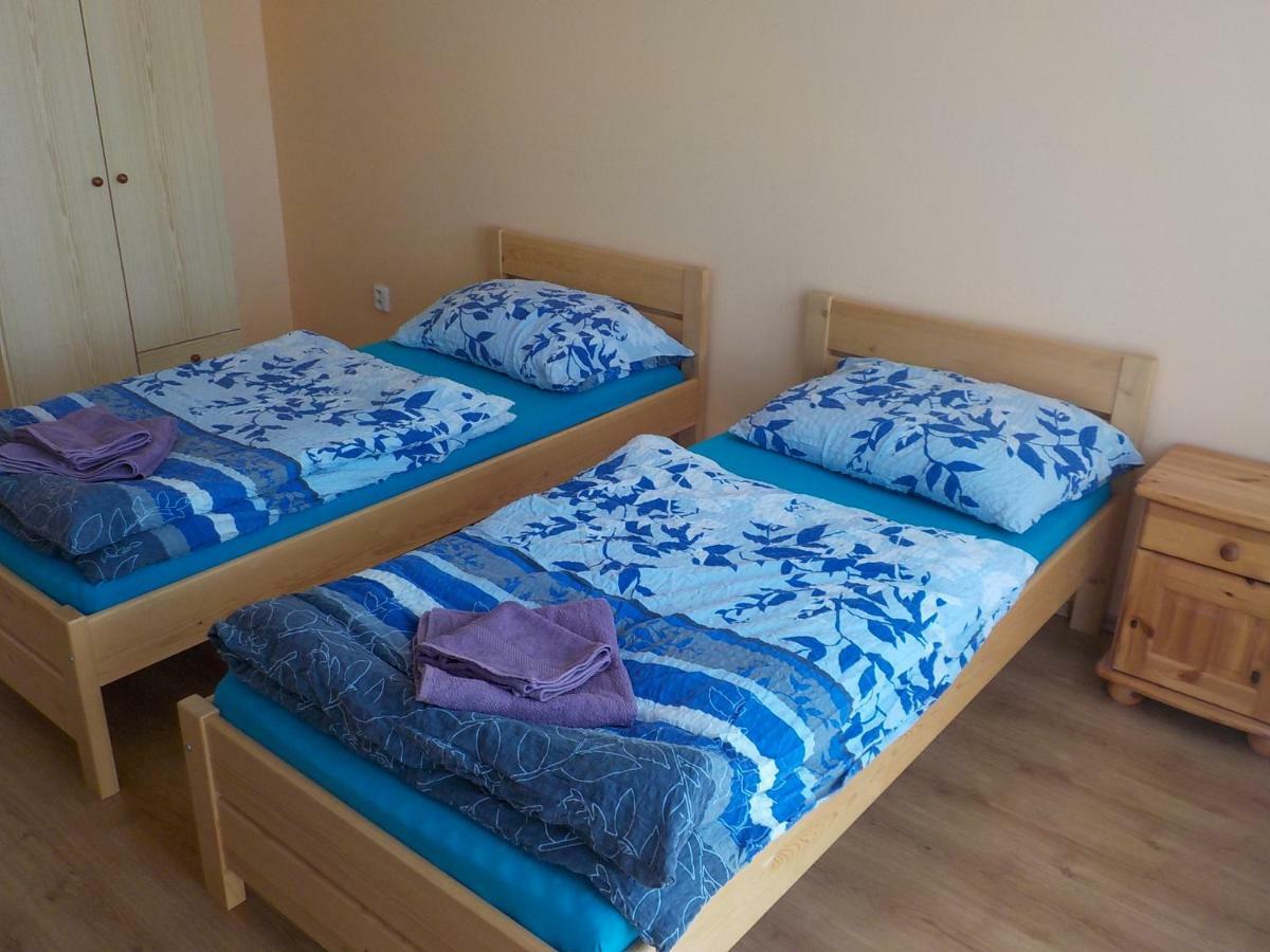 Guest House Beroun Zdice Екстериор снимка